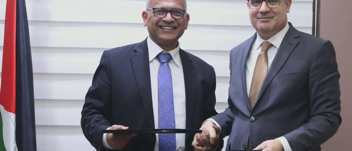 MAS and the Palestinian Central Bureau of Statistics sign a cooperation agreement to prepare and issue the quarterly economic monitor