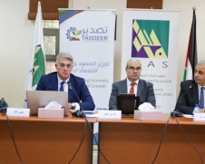 خلال لقاء طاولة مستديرة نظمها معهد ماس  محافظ سلطة النقد: أزمة علاقات المراسلة المصرفية تتطلب تحركاً عاجلاً 