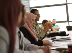 أوكسفام واتحاد المزارعين الفلسطينيين ومعهد ماس يعقدون جلسة لمراجعة وتوثيق السياسات الداعمة لصمود التجمعات البدوية الرعوية في الضفة الغربية 