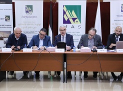 معهد ماس يفتتح سلسلة طاولاته المستديرة لهذا العام بمناقشة الحقوق الاقتصادية والاجتماعية في مسودة الدستور المؤقت لدولة فلسطين