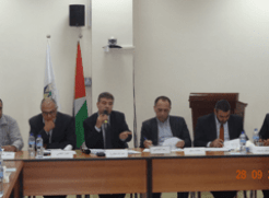 جلسة طاولة مستديرة في (ماس) حول " الآثار الاقتصادية والاجتماعية للتوسع في زراعة التبغ في فلسطين  "
