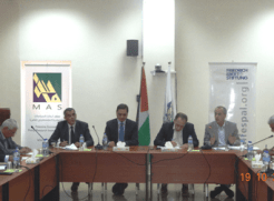 جلسة طاولة مستديرة في (ماس) حول " تشجيع الاستثمار الخاص في مشاريع المياه:
منافع ومآخذ "
