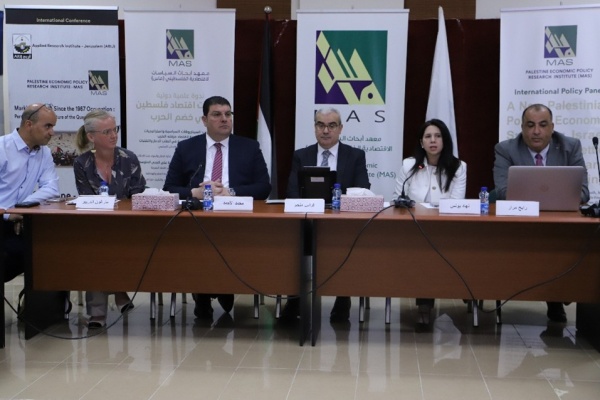 بحضور معالي وزير النقل والمواصلات معهد ماس يستعرض سبعة سيناريوهات لتطوير إدارة المركبات الحكومية