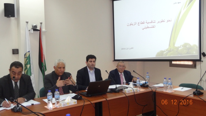 الأيام:  دعوة إلى اتخاذ إجراءات لتطوير تنافسية بقطاع الزيتون
